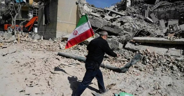 Cựu chuyên gia CIA: Tên lửa Iran đã khiến phòng thủ Mỹ quá tải