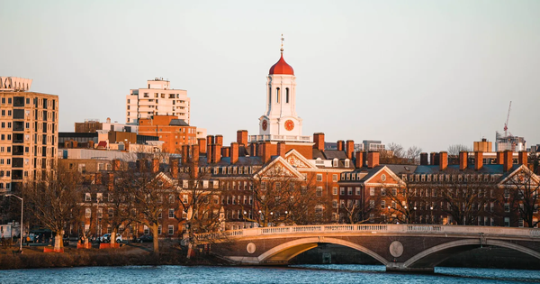Harvard vs MIT: Trường nào khó vào hơn?