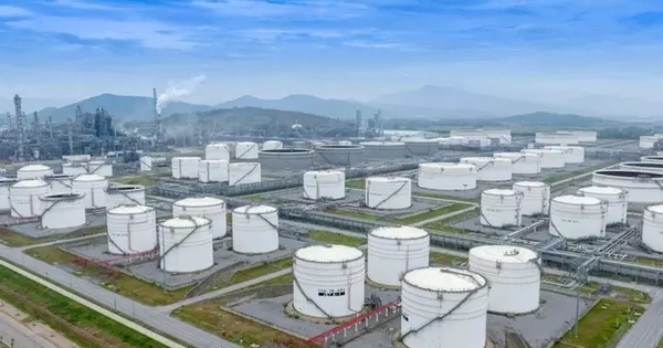 Nhà máy lọc dầu Dung Quất, Nghi Sơn đủ nguyên liệu sản xuất đến hết tháng 4