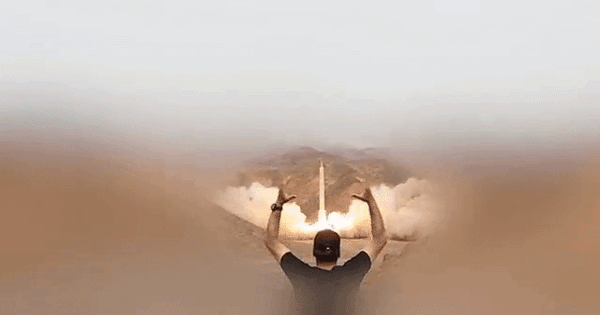 Iran 'dội mưa tên lửa' xuống các trung tâm tình báo của Israel