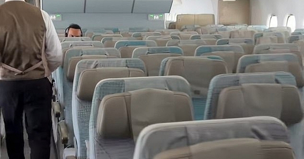 Không dễ tin đây là bức ảnh chụp được trong chuyến bay đến Dubai hiện tại