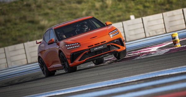 Genesis GV60 Magma - 'Ông vua' tốc độ của kỷ nguyên xe điện