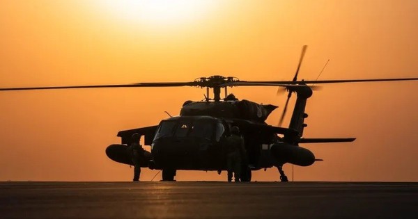 UAV tung hoành trong căn cứ Mỹ, diệt radar Sentinel và Blackhawk