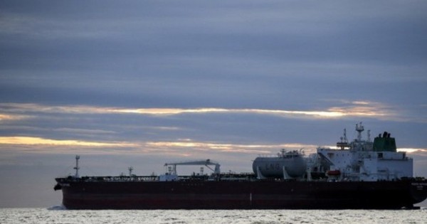 Nga triển khai lực lượng hộ tống vũ trang để bảo vệ các tàu thương mại