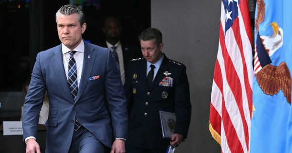 Báo Mỹ: Lầu Năm Góc chuẩn bị tung đòn kết liễu nhằm vào Iran