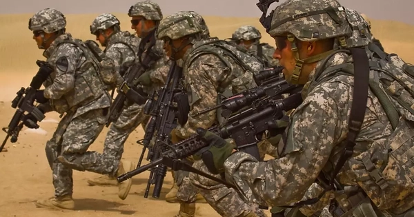Lầu Năm Góc cân nhắc điều 10.000 bộ binh tới Trung Đông