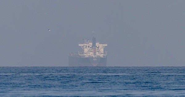 Iran vừa báo tin vui từ eo biển Hormuz