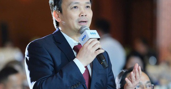 Bất ngờ xuất hiện, Chủ tịch FLC Trịnh Văn Quyết cất lời bài hát 