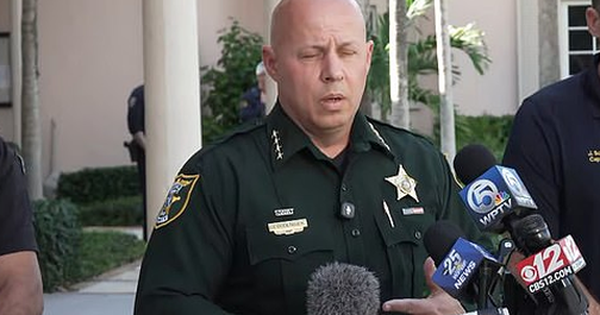 Nóng: Cảnh sát Mỹ bắt giữ siêu sao Tiger Woods