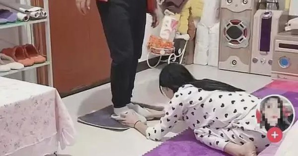 Bức ảnh QUỲ GỐI nhận bão "gạch đá": Đây chính là cách cha mẹ huỷ hoại con cái nhanh nhất!