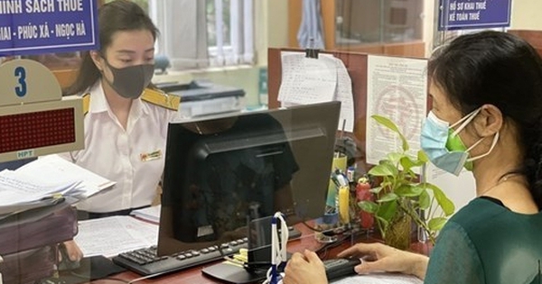 Có được sử dụng tài khoản cá nhân cùng với tài khoản hộ kinh doanh theo quy định mới?