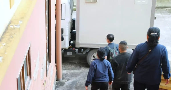 Lời nhắn nhủ của con trai trước giờ lĩnh án chung thân khiến mẹ già bật khóc