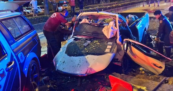 Gặp tai nạn trên con đường đang sửa chữa, gia đình 3 người đi ô tô tử vong thương tâm