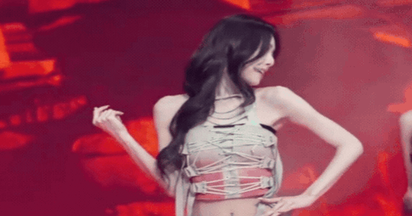 Mỹ nhân vừa lọt top đề cử đẹp nhất thế giới: Bị gọi người đẹp giả dối, flop 4 năm mới được 