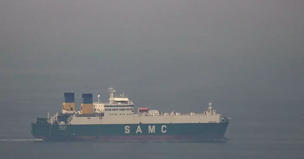 Iran cho phép 20 tàu Pakistan đi qua eo biển Hormuz, Thái Lan đạt thoả thuận hiếm hoi