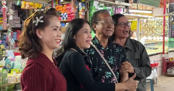 Tiểu thương chợ Đông Ba la hét khi thấy Chế Linh: 