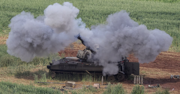 Iran tuyên bố gay gắt, thách thức Mỹ đổ bộ tấn công