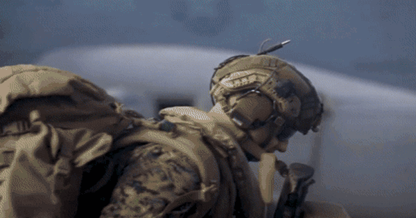 Mỹ ồ ạt dồn quân: Lộ mục tiêu sẽ phá loạt “tàu sân bay không thể chìm” của Iran?