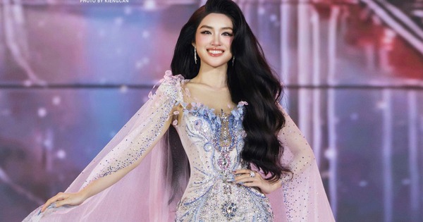 Phương Oanh đăng quang Miss World Vietnam 2025