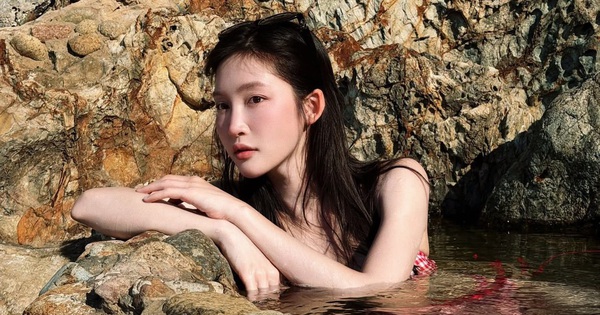 Vệ sinh lại Giếng Tiên sau khi Juky San xuống chụp ảnh áo tắm