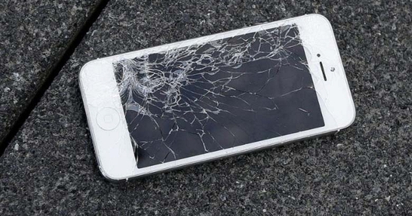 Đừng vội vứt điện thoại, laptop cũ: Tiền cả đấy!