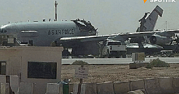 VIDEO: Xuất hiện hình ảnh “máy bay mắt thần” của Mỹ bị xé toạc