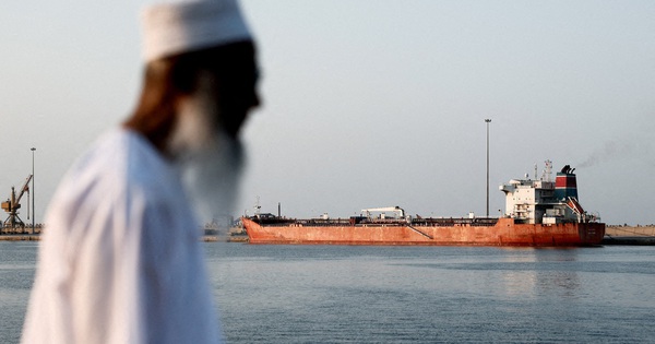 Iran thêm 'điều kiện Hormuz' để kết thúc chiến sự, tham vọng thu tỷ USD