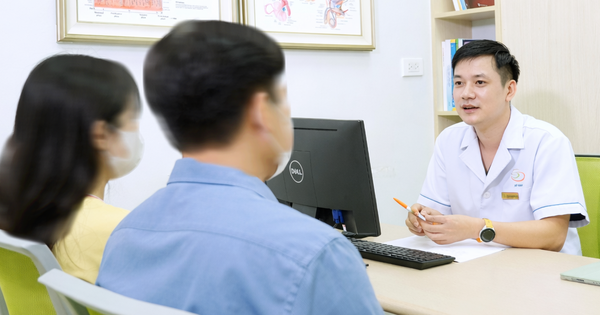 Hai năm yêu, cô gái không thể gần gũi vì lý do bất ngờ