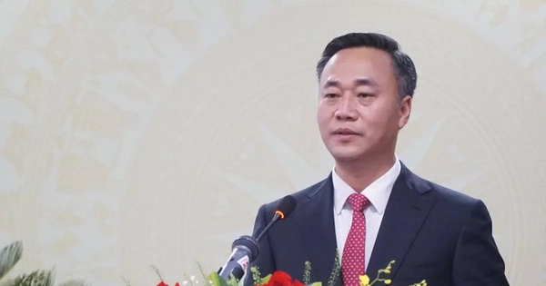 Ông Nguyễn Việt Hùng được bầu làm Chủ tịch UBND tỉnh Khánh Hòa