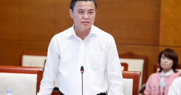 Bất ngờ số tiền hàng chục tỷ đồng các doanh nghiệp đã chi cho cựu Cục trưởng Hoàng Văn Thức