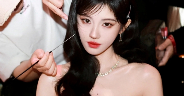 Nóng nhất Cbiz hôm nay: 