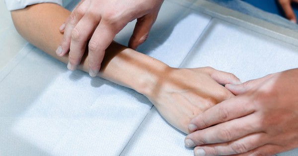 Loại thực phẩm quen thuộc âm thầm “rút ruột” xương, bác sĩ khuyên nên hạn chế ngay