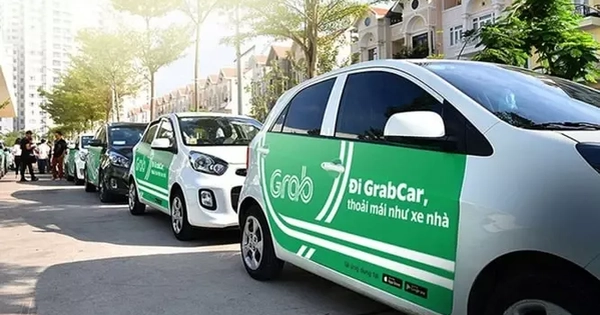 Hà Nội yêu cầu Grab, Be có lộ trình chuyển đổi sang xe năng lượng xanh