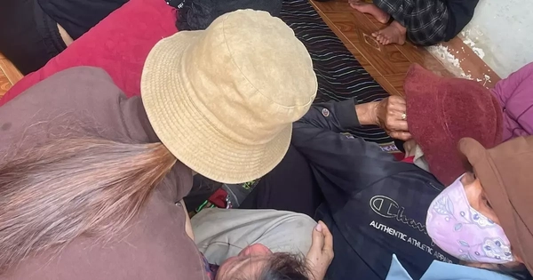 Trốn theo nhóm bạn ra ao tắm, học sinh lớp 2 đuối nước tử vong