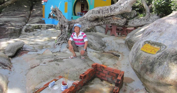 Việt Nam còn có một Giếng Tiên nữa mang tên vua, sát biển nhưng nước ngọt: Du khách đến thường làm 1 việc