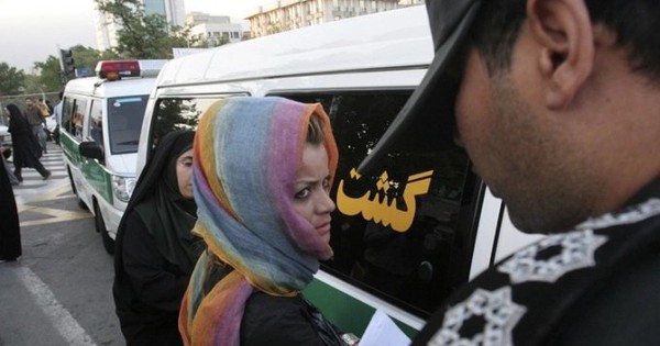 Lực lượng cảnh sát kỳ “lạ nhất” ở Iran: Từng gây phẫn nộ lớn