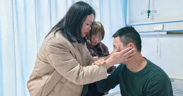 Đi khám hôi miệng, người đàn ông ngỡ ngàng phát hiện 