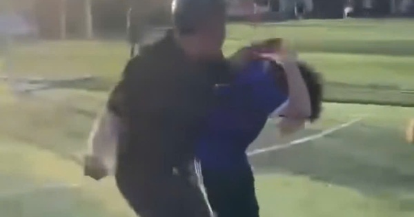 Công an xác minh clip nam sinh lớp 9 bị bạn đánh tới tấp