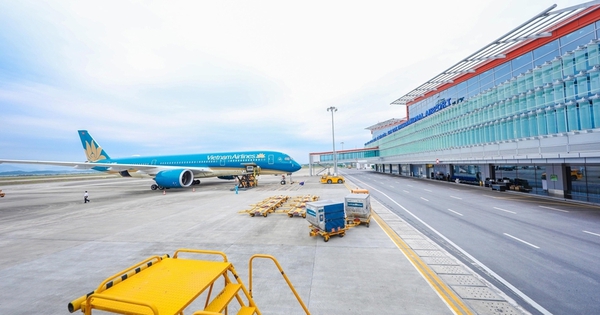 Từ hôm nay, những đường bay nào tạm dừng hoạt động?