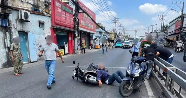 Khởi tố 2 người đánh nhau giữa đường sau va chạm giao thông