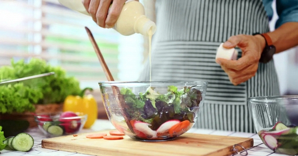 Ngày càng nhiều người tử vong vì tiểu đường, bác sĩ cảnh báo: 3 món không ngọt nhưng chứa lượng đường khổng lồ ít ai nhận ra