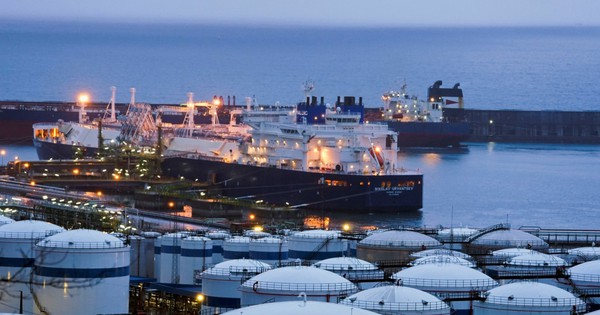 Nga đón ‘cơn mưa’ đơn đặt hàng dầu từ Đông Nam Á