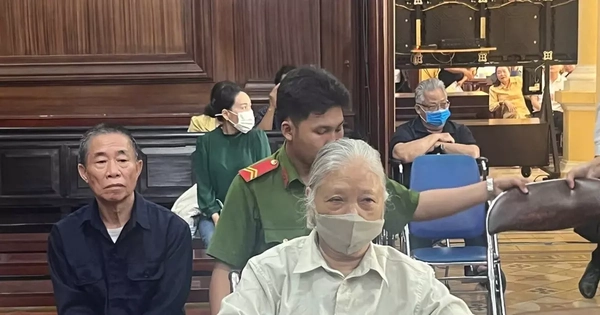 Xét xử vụ vay 249 tỷ đồng trái quy định của chị em bà Hứa Thị Phấn