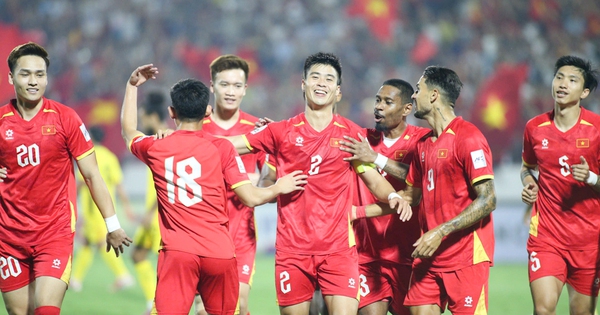 FIFA xác nhận: Đội tuyển Việt Nam đạt 2 con số tốt nhất thế giới sau khi thắng Malaysia