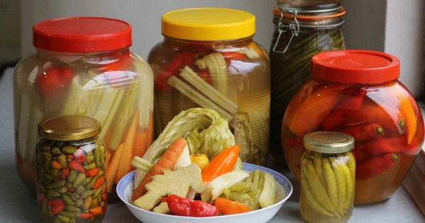 Ai cũng tưởng đồ chiên rán nguy hiểm nhất, nhưng “kẻ đứng đầu” gây ung thư đại trực tràng lại là món quen mặt này