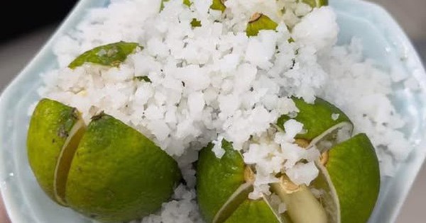 Không phải mê tín, giờ mới biết vì sao nhiều nhà luôn đặt 1 bát chanh muối ở góc phòng