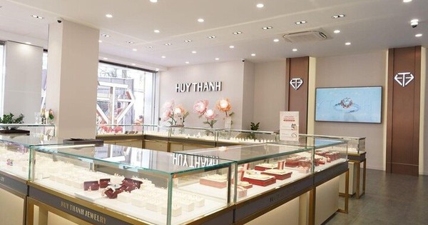 Bị thanh tra đột xuất, Huy Thanh Jewelry làm ăn ra sao?