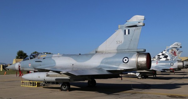Pháp gia tăng áp lực buộc Hy Lạp giao tiêm kích Mirage 2000-5 cho Ukraine