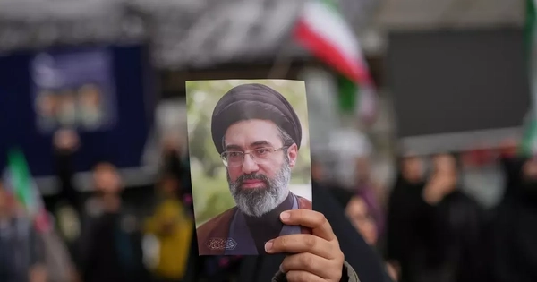 Nguồn tin nội bộ tiết lộ tình hình sức khoẻ của Lãnh tụ tối cao Iran