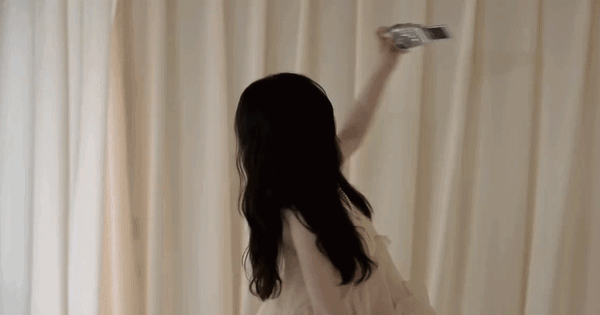 Hết cứu mỹ nhân bị cả showbiz đâm sau lưng